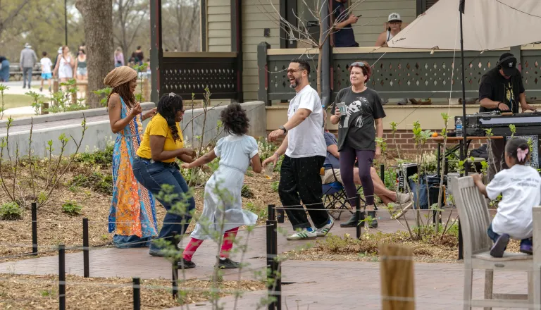 people dancing